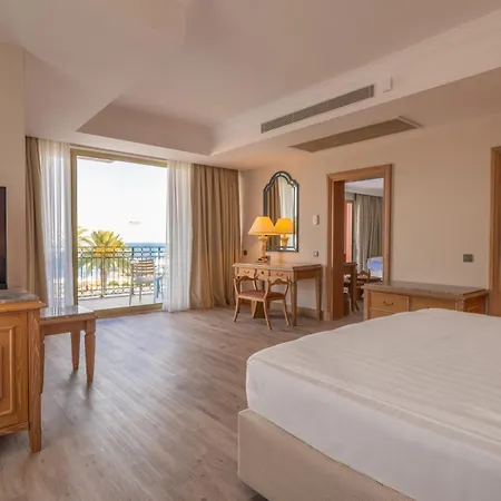 The Norm Oriental Kemer Room photo