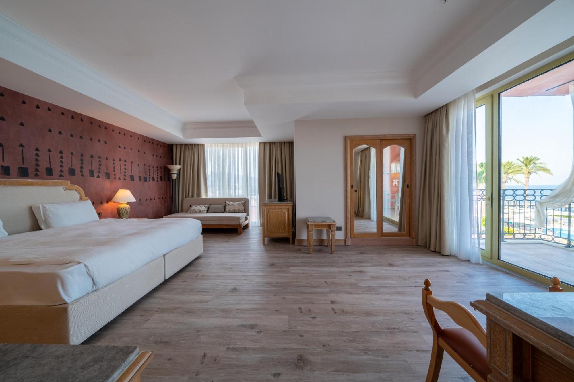 Курортний комплекс The Norm Oriental 5*